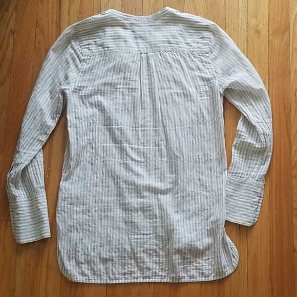 J Crew V-Neck Tunic Shirt - Picture 7 of 7